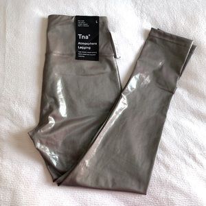 TNA Atmosphere Leggings